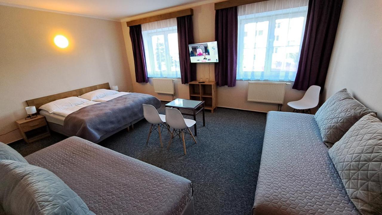 Pension Pavir Zidlochovice Екстер'єр фото