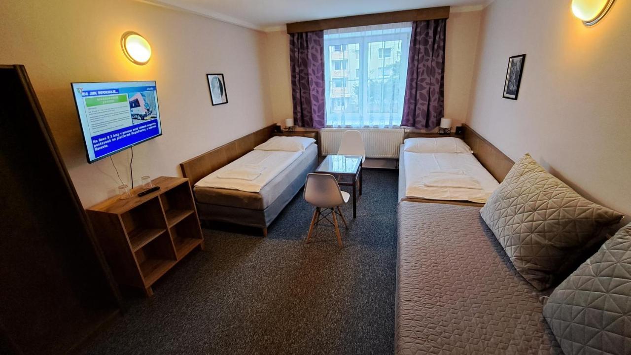Pension Pavir Zidlochovice Екстер'єр фото